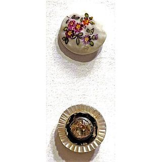 A SMALL CARD OF 18TH CENTURY BUTTONS