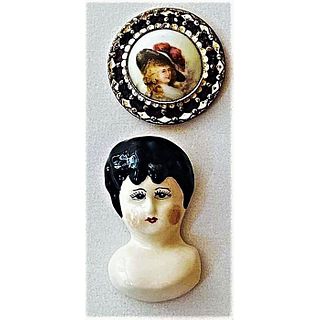 A SMALL CARD OF HAND PAINTED PORCELAIN BUTTONS