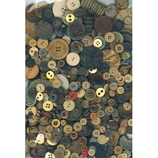 A LARGE BAG LOT OF ASSORTED EARTH TONE BUTTONS