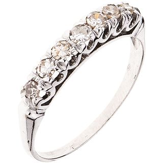 ANILLO CON DIAMANTES EN PLATA PALADIO con diamantes corte 8x8 ~0.35 ct. Peso: 1.8 g. Talla: 7 | RING WITH DIAMONDS IN PALLADIUM SILVER 8x8 cut diamond