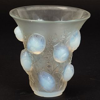 R Lalique Bagatelle Vase 