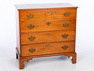Chippendale Maple Chest of Drawers, Late 18th C