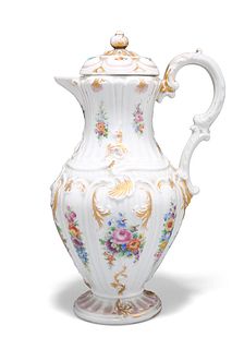 A 19TH CENTURY MEISSEN COFFEE POT AND COVER, of baluster form, moulded with