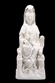 A LARGE CHINESE BLANC DE CHINE MODEL OF A GUANYIN, PROBABLY KANGXI PERIOD, 