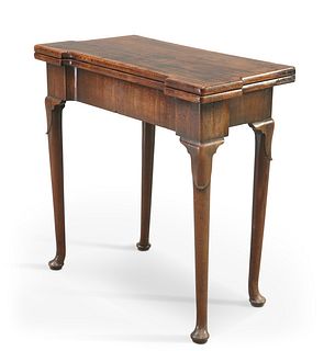 A GEORGE III CROSSBANDED MAHOGANY FOLDOVER CARD TABLE, 18TH CENTURY, the sq
