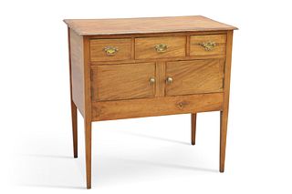 AN EDWARDIAN STRING-INLAID MAHOGANY DRESSING CHEST, the moulded rectangular