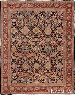 ANTIQUE PERSIAN SULTANABAD CARPET. 12 ft 9 in x 10 ft 3 in (3.89 m x 3.12 m).