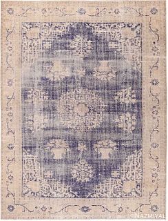 ANTIQUE SHABBY CHIC CHINESE CARPET.12 ft 2 in x 9 ft 3 in (3.71 m x 2.82 m).