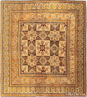 ANTIQUE INDIAN AGRA CARPET. 9 ft 8 in x 8 ft 8 in (2.95 m x 2.64 m).