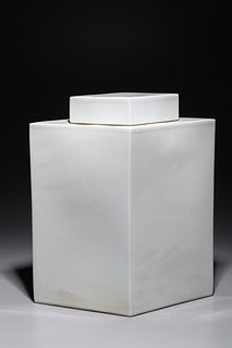 Chinese White Glazed Porcelain Diamond Covered Vase