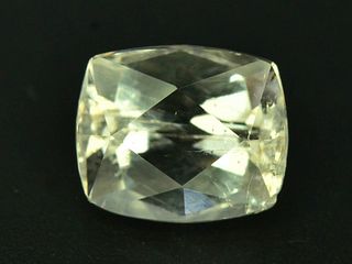 IMPERIAL WHITE TOPAZ - 1.97 Cts - PAKISTAN