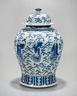 Chinese Blue and White Porcelain Covered Vase