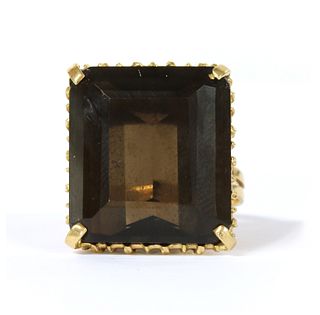 A gold single stone smoky quartz ring,