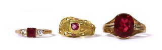 A 9ct gold single stone synthetic ruby ring,