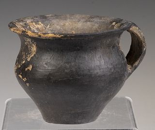 CHINESE ARCHAIC TERRACOTTA CUP IN BLACK SLIP