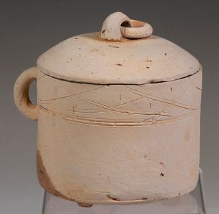 EARLY HAN DYNASTY (25-75 AD) LIDDED AND FOOTED WINE BEAKER