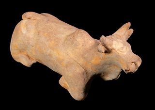 CHINESE HAN DYNASTY (206 BC - 220 AD) POTTERY FIGURE OF A BRAHMAN COW