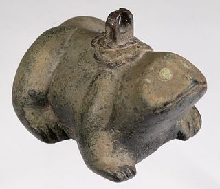 ANCIENT CHINESE BRONZE SCALE WEIGHT IN THE FORM OF A FROG, SONG DYNASTY