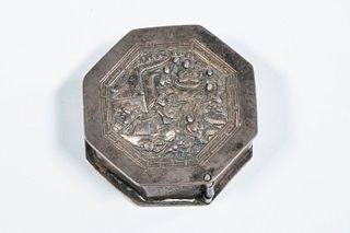CHINESE EXPORT SILVER SNUFF BOX
