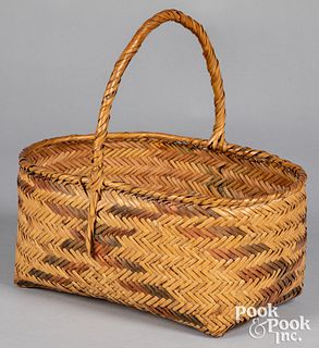 Large Choctaw Indian handled basket