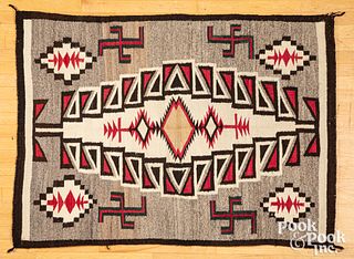 Navajo Indian Klagetoh regional rug, early 20th c.