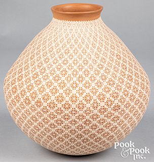 Mata Ortiz geometric decorated pottery vessel