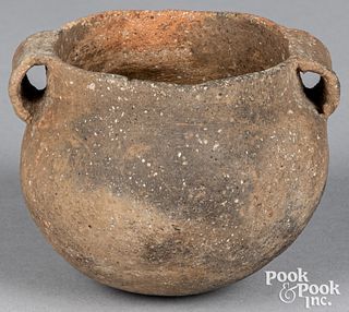 Mississippian culture prehistoric clay pot