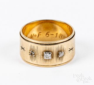 14K gold and diamond ring, 4.2dwt.