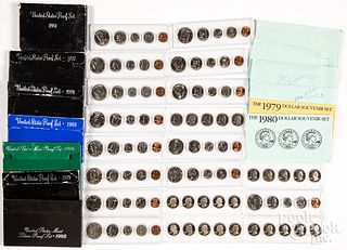 US coin sets, to include 1992 silver proof, etc.