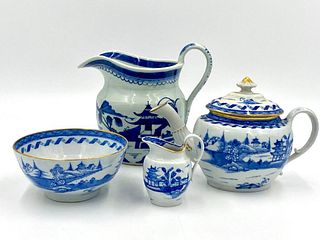 Lot of Chinese Export Porcelain 