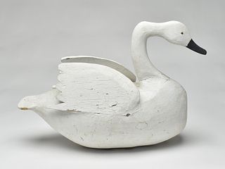 Very rare swan decoy, Miles Hancock, Chincoteague, Virginia, 2nd quarter 20th century.