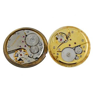 A group of assorted watch movements. All recommended for spare or repair purposes only. Approximatel