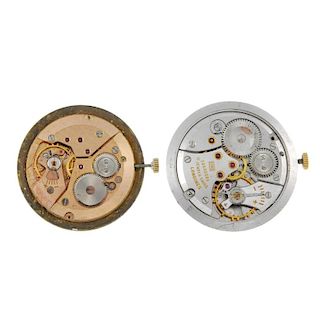 A group of watches movements, to include chronograph examples and an example by Longines. All recomm