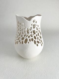 Pierced open Neck Vase medium 