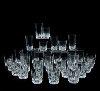 Lote de vasos para agua y Old Fashion. Francia, SXX. Elaborados en cristal D'Arques. 2 diseños y tamaños diferentes. Piezas: 34