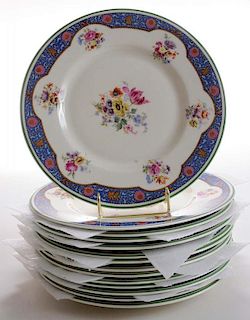 Set of 15 Royal Doulton Dinner Plates