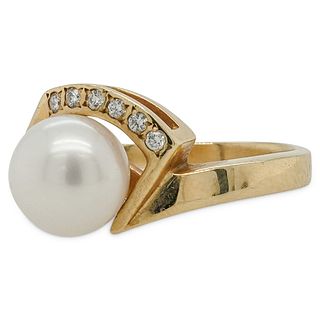 14k Gold, Diamond and Pearl Ring