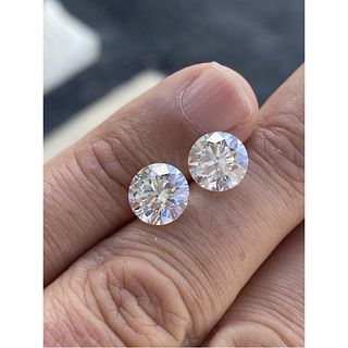 GIA 2.50ct and 2.52ct Diamonds