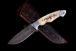 Yellowstone Grizzly Scrimshaw Damascus M.T. Knives