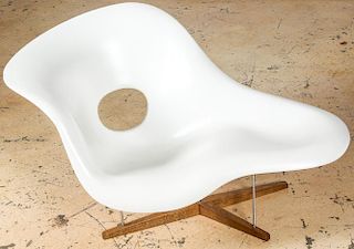 Charles and Ray Eames La Chaise Longue