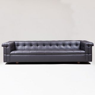 Dunbar Tufted Leather Chesterfield Sofa