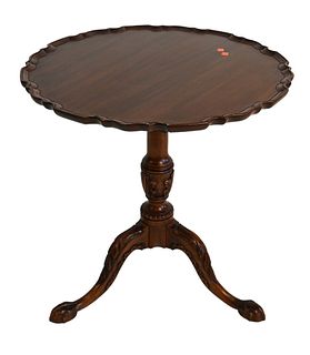Henkel Harris Custom Mahogany Piecrust Tip Table, having birdcage on carved pedestal, height 28 inches, diameter 27 1/2 inches, finish cracked.