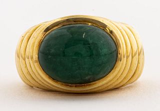 Vintage 18K Yellow Gold Oval Emerald Ring