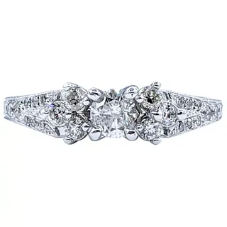 Beautiful Vintage Multi Diamond Ring