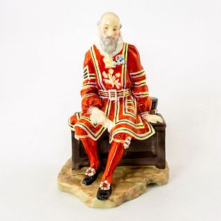 Yeoman of the Guard HN2122 - Royal Doulton Figurine
