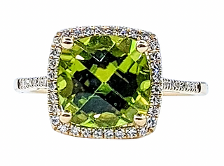 Beautiful Peridot & Diamond Cocktail Ring