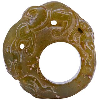 NO RESERVE, CHINESE CARVED CEREMONIAL JADE RING