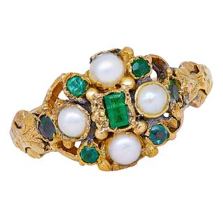 NO RESERVE, ANTIQUE EMERALD AND PEARL DRESS RING
