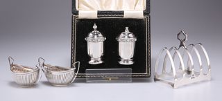 A PAIR OF EDWARDIAN SILVER SALTS, by Isadore Leapman, Birmingham 1909, twin