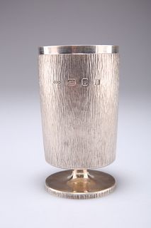 AN ELIZABETH II SILVER GOBLET, by Gerald Benney, London 1965, the cylindric